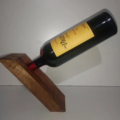 Souvenir Vinero Porta Botellas De Vino Gravedad Marrón