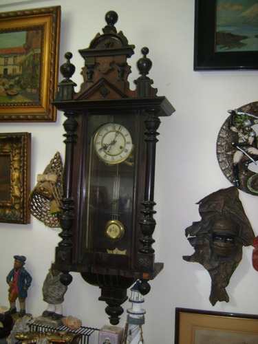 Antiguo Reloj De Pared Con Pendulo Caja Madera Roble Llave
