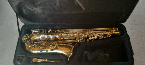 Saxofon Marca Baltazar 