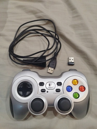 Joystick Logitech Gf710