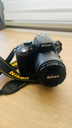 Nikon D3300 + Cargador + Batería Original + Bolso +  Lente