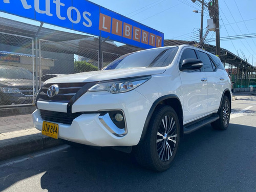 Toyota Fortuner 2017 2.7 