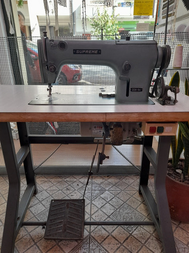 Maquina De Coser Industrial Con Mesa 