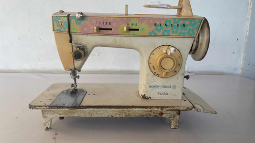 Maquina De Costura Manual Antiga Singer No Estado