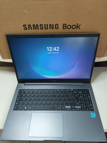 Notebook Samsung Np550xda-kp7br Celeron 4gb 128gb Ssd W11pro
