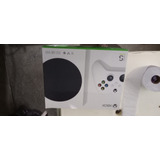 Xbox Series S Color Blanco De Fabrica Usado Con 2 Controles