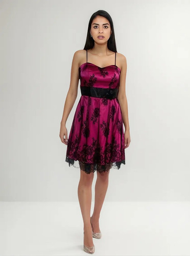 Vestido De Fiesta Corto Con Encaje Lessan 4321