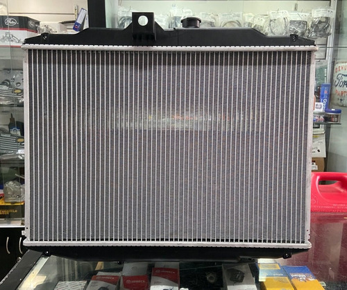 Radiador Mitsubishi L300 Panel Somos Tienda Fisica Foto 2