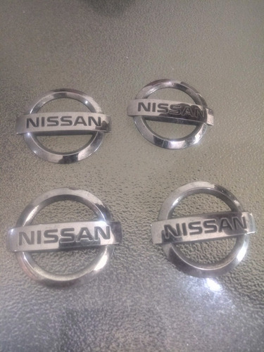 Emblema Nissan Cromada Sirve Para Centro Rines Foto 4