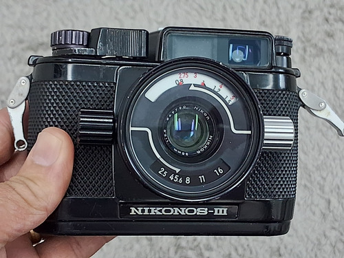 Nikon Nikonos- Iii (3) Com Objetiva Nikkor 35mm F/2.5