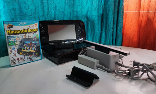Nintendo Wii U, Con Un Juego Original Y Tiendas Instaladas 