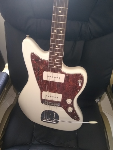 Squier Jazzmaster 