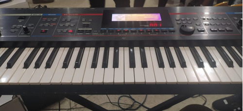 Teclado Roland Juno Stage