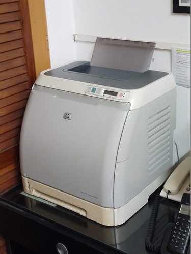 Impresora Hp-2600n. Laser Color