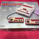 Consola Nintendo Famicom Blanco Y Rojo En Caja Original