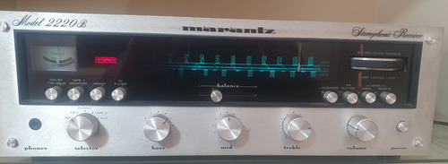 Receiver Marantz 2220b