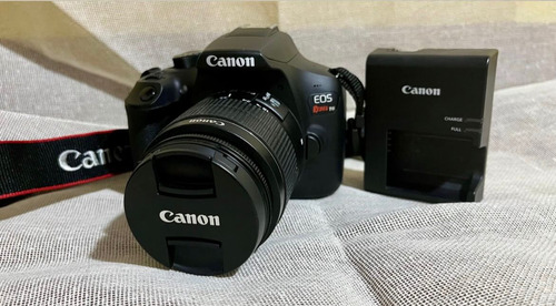 Camara Canon Rebel Eso T6 Con Detalle.