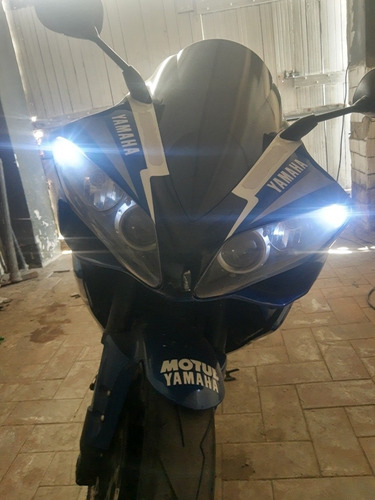 YAMAHA R1 THE DOCTOR
