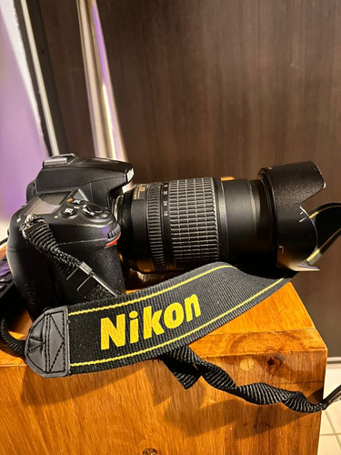 Nikon D7000 Con Lente Vr Dx 18-105mm, Cargado Y Bateria.