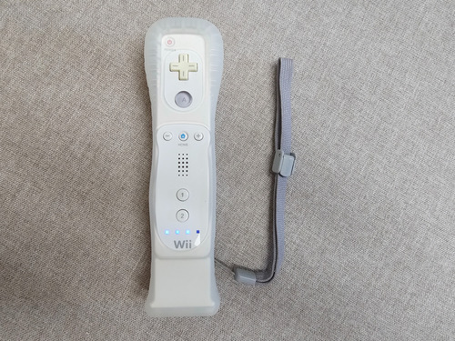 Nintendo Wii Remote + Motionplus - Original Nintendo