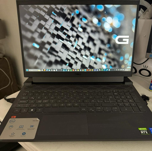 Laptop Gaming Dell G5520 Core I7 16gb Ram 512gb Ssd, Negro