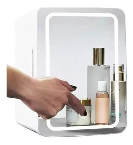 Mini Refrigerador 8l Skin Care Maquillaje Frio Y Calor