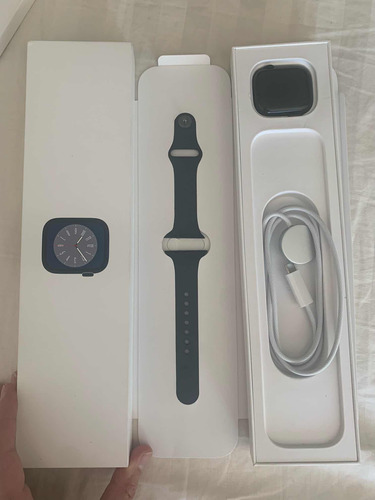 Apple Watch Series 8 41mm + Gps