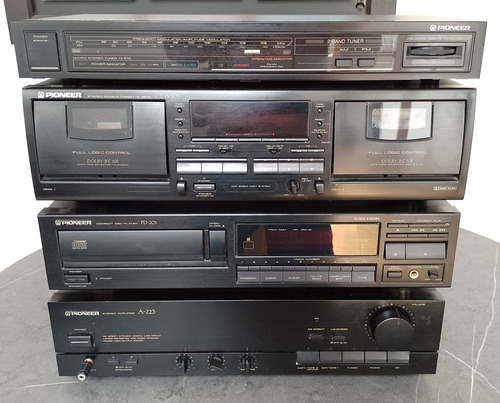 Equipo De Sonido Pionner, A-223. Cd/cassette/tuned 