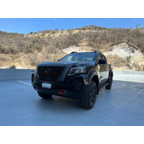 Nissan Frontier Pro-4x 4x4.