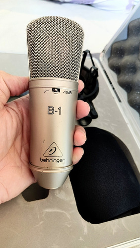 Microfone Behringer B-1 Condensador