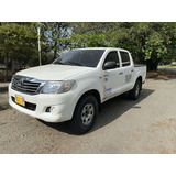 Toyota Hilux 2.5 Imv Mt 2013