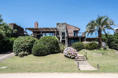 Venta Casa En Pueblo De Jose Ignacio Con Vista Al Atardecer (ji067)