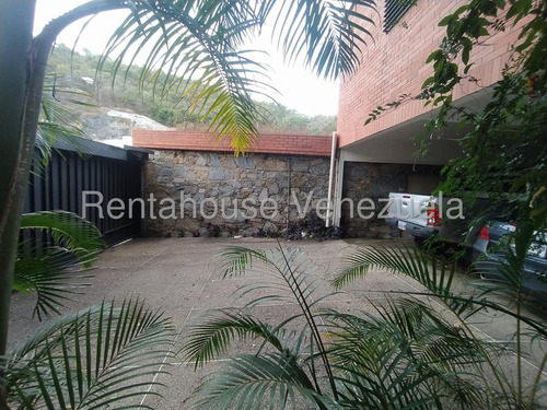 Se Vende Bell Casa En Prados Del Este Mls 25-13519 - Imagen 2