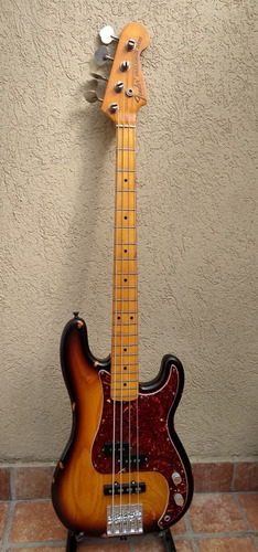 Bajo Fender Precisión Bass 1975