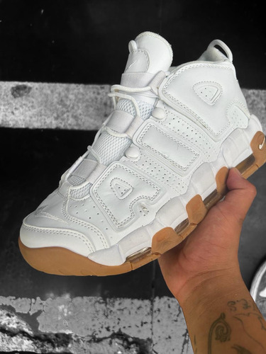 Nike Aire More Uptempo Withe