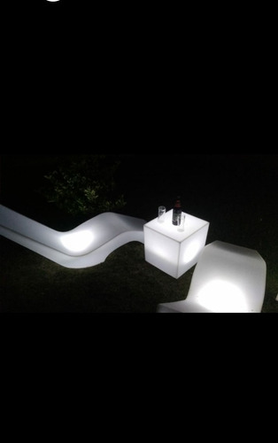 Cubo Puff Plastico Luminoso