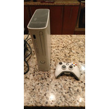 Xbox 360 Blanco Con Un Control Inalámbrico