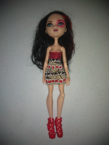Muñeca Ever After High Lizzie Hearts Monster High Sin Caja