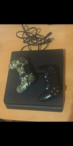 Playstation 4 Slim, 1 Tb, 2 Controles Inalámbricos, Funciona