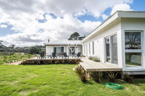 Venta Y Alquiler De Casa 4 Dormitorios En Suite En Pinar Del Faro (pfe6) - Imagen 3