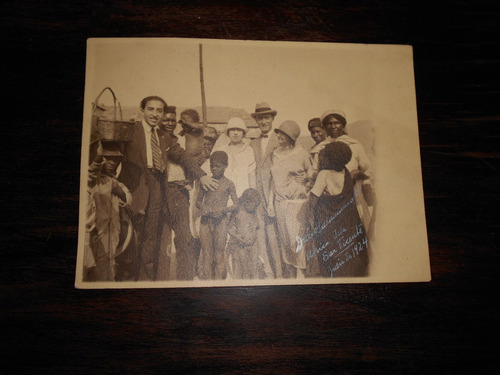 Fotografía Antigua De Grupo En Isla San Vicente, África.