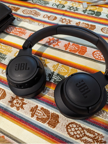 Auriculares Jbl Tune 760nc 