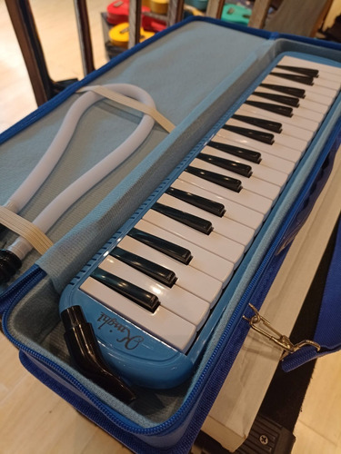 Melodica Knight Jb37a-2 T/piano 37 Notas