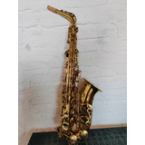 Saxofón Alto Silvertone 