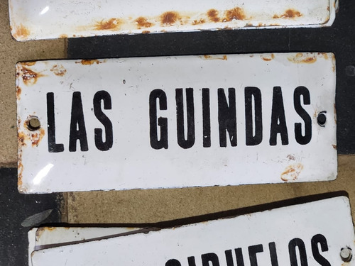 Cartel Antiguo Enlozado De Calle Las Guindas