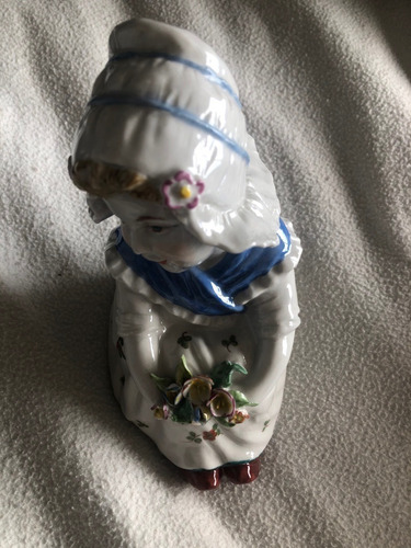 Estatua Muñeca Ceramica Fina Vitrina Con Sello Colección