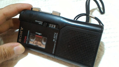 Grabadora Y Reproductor Microcasette Sony M-627v Usada