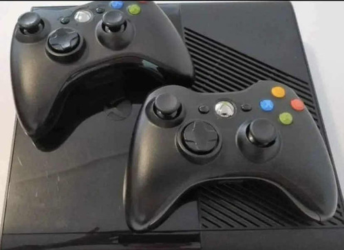 Xbox 360 Con 2 Controles Inalámbricos 250 Gb