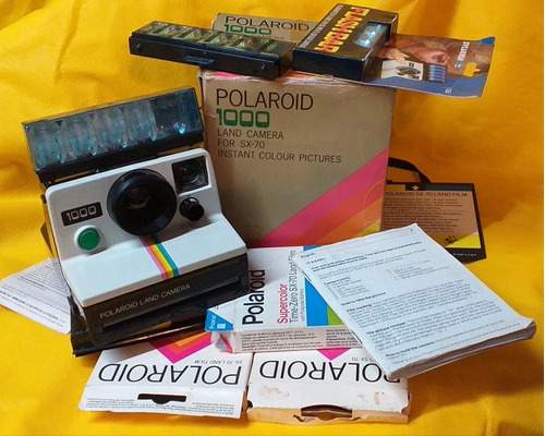 Câmera Instantânea Polaroid Land 1000 For Sx-70 + Acessórios