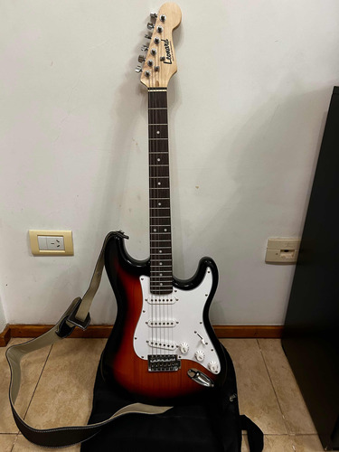 Guitarra Eléctrica Stratocaster Leonard + Funda